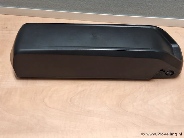 Oplaadbare li-ion batterij/accu t.b.v. elektrische fiets incl. 2 sleutels - afbeelding 2 van  7