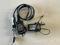 Oplader & kabel - afbeelding 4 van  16