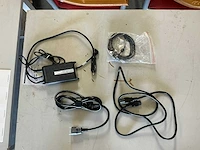 Oplader & kabel - afbeelding 9 van  16