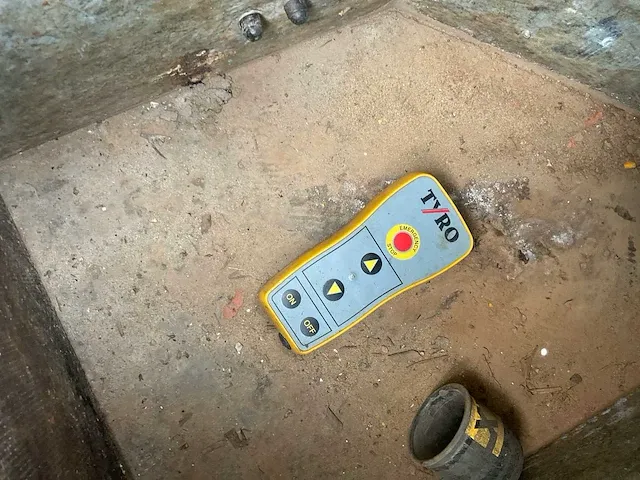 Oprij oplegger met laadkraan - afbeelding 17 van  33