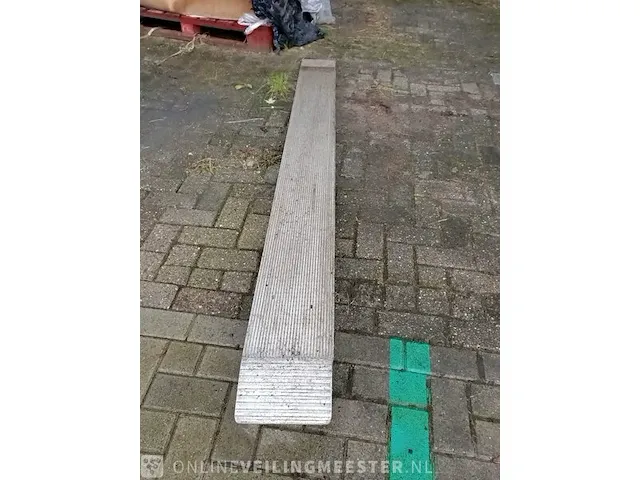 Oprijplaat - oprijramp , ca. 260x23 cm - afbeelding 2 van  3