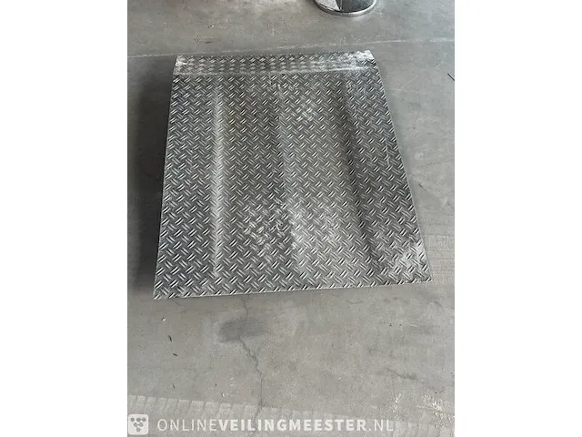 Oprijplaat - afbeelding 2 van  2