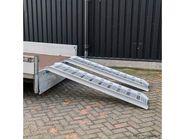 Oprijplanken alu 1,8 ton set 2 stuks - afbeelding 2 van  5