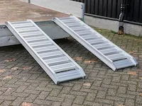 Oprijplanken alu 1,8 ton set 2 stuks - afbeelding 5 van  5