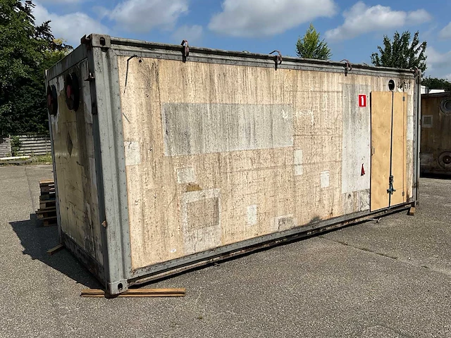 Opslagcontainer 600x240x245cm v.v. afzuiging en stroomvoorziening - afbeelding 1 van  6