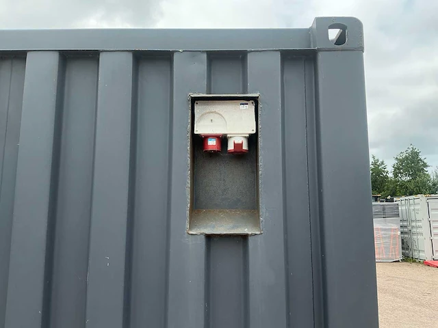 Opslagcontainer / materiaalcontainer 20ft - afbeelding 8 van  16