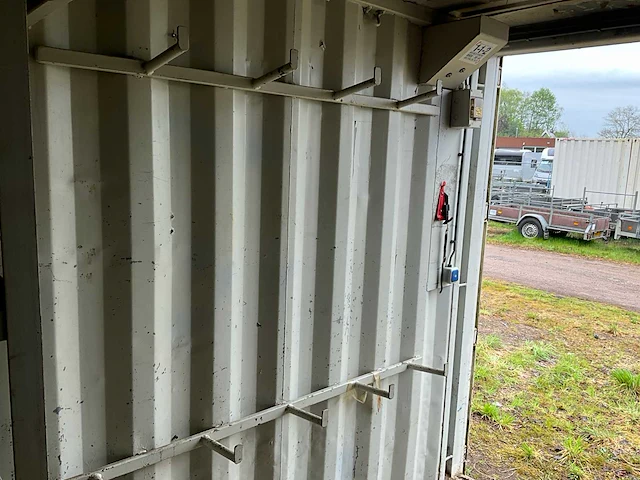Opslagcontainer met slede - afbeelding 7 van  9