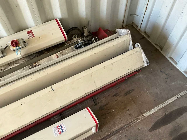 Opslagcontainer met stertil koni 4-koloms hefbrug 3,5 ton - afbeelding 7 van  18