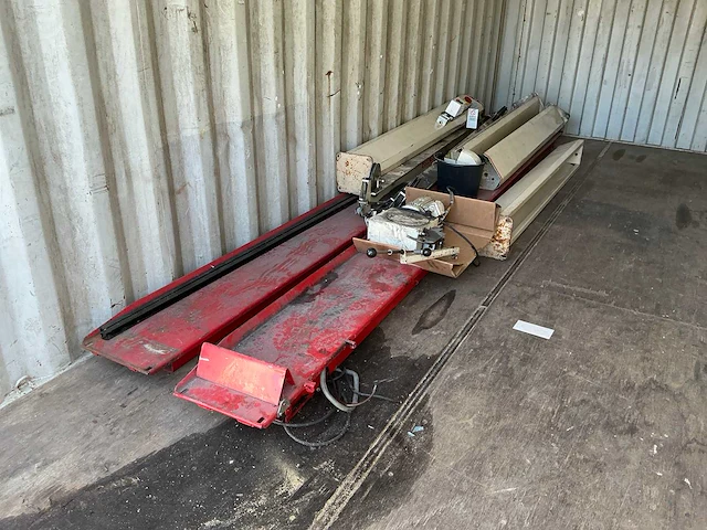 Opslagcontainer met stertil koni 4-koloms hefbrug 3,5 ton - afbeelding 18 van  18