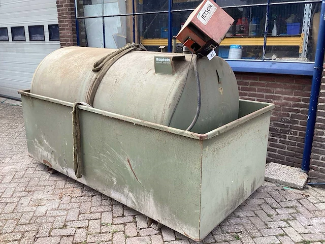 Opslagtank - 2850x140x1900 mm - storage tank - afbeelding 1 van  7
