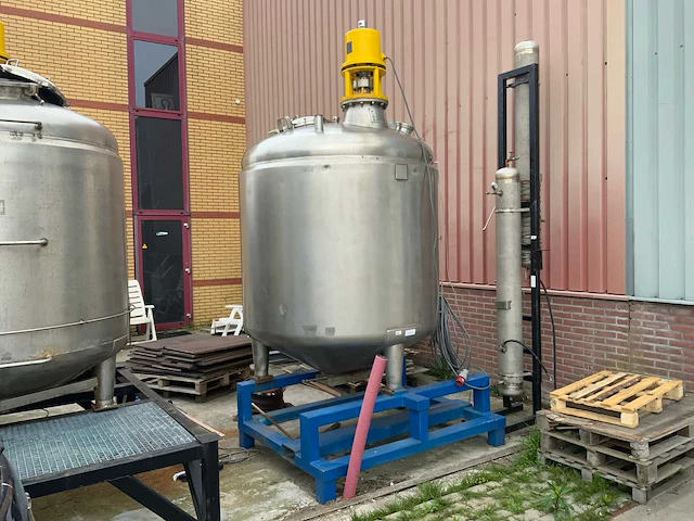Opslagtank 3,4 kuub - afbeelding 1 van  17