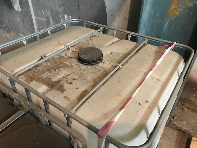 Opslagtank (4x) - afbeelding 8 van  8
