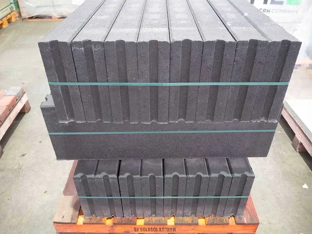 Opsluitbanden 10x30x100cm 24 stuks - afbeelding 2 van  3