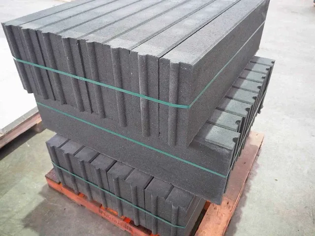 Opsluitbanden 10x30x100cm 64 stuks - afbeelding 3 van  3