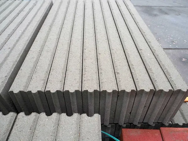 Opsluitbanden 6x20x100cm 143 stuks - afbeelding 3 van  3