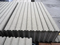 Opsluitbanden van beton -kleur grijs - 6x20x100cm - 52 stuks - afbeelding 3 van  3