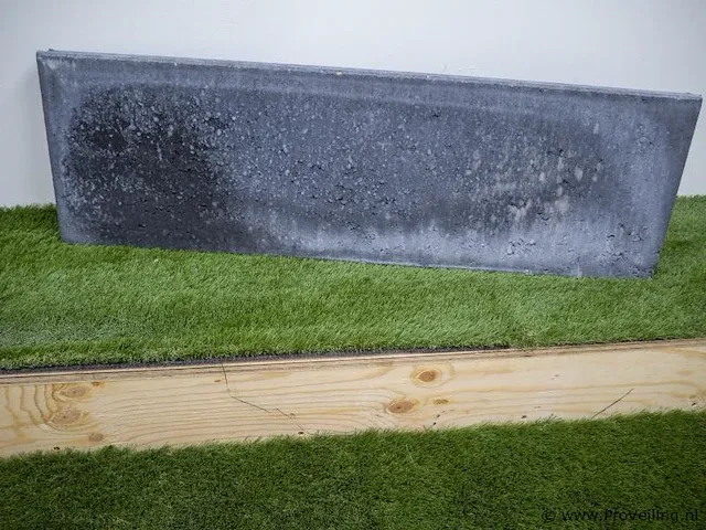 Opsluitbanden van beton -kleur zwart - 6x30x100cm - 72 stuks - afbeelding 1 van  2