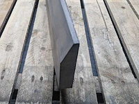 Opsluitbanden van beton (ca. 11stuks) - afbeelding 2 van  2
