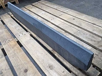 Opsluitbanden van beton (ca. 28stuks) - afbeelding 1 van  2