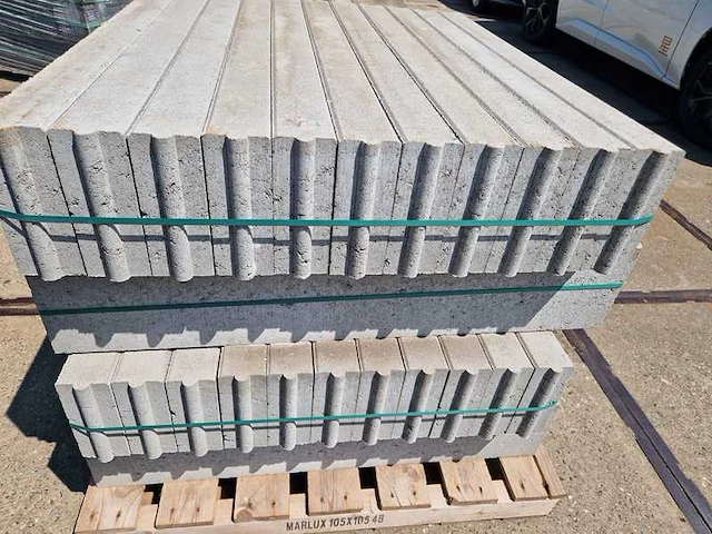 Opsluitbanden van beton (ca. 396stuks) - afbeelding 2 van  2