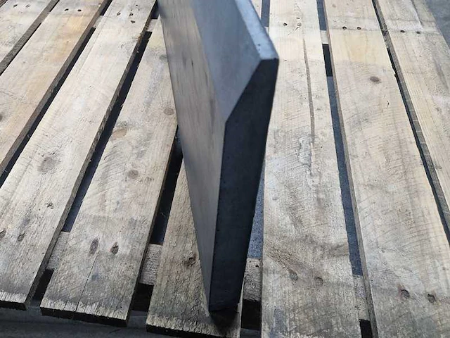 Opsluitbanden van beton (ca. 5stuks) - afbeelding 2 van  2