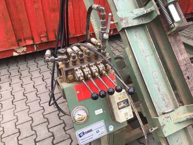 Opsluitbank - afbeelding 8 van  14