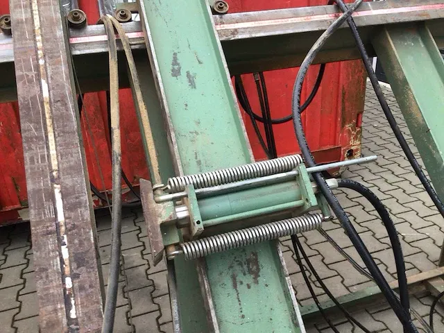 Opsluitbank - afbeelding 13 van  14