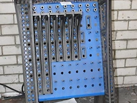 Opspantafel onderdelen in onderdelen rek. - afbeelding 2 van  3