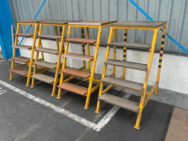 Opstap/trap 128cm (4x) - afbeelding 2 van  3