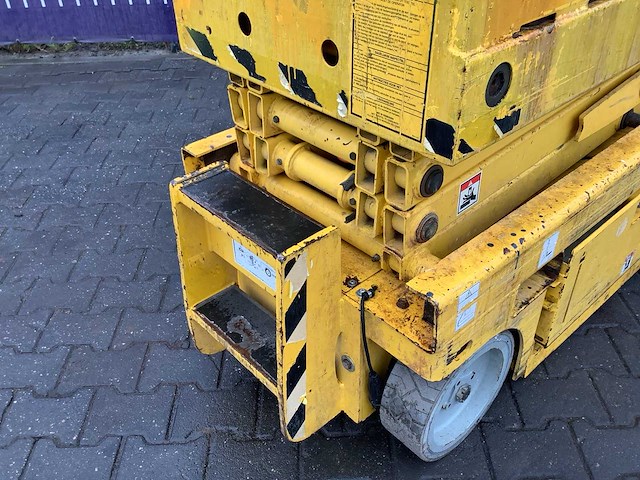 Optimum - 8 - schaarhoogwerker - afbeelding 8 van  9