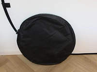 Opvouwbaar reflectiescherm. afmeting 150 x 200 cm. - afbeelding 2 van  2