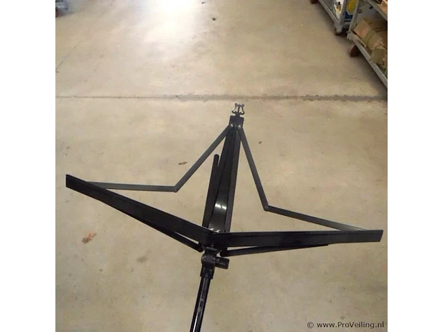 Opvouwbare metalen muziek standaard - afbeelding 4 van  4
