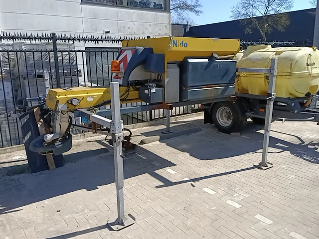 Opzet nat zoutstrooier 1.1 m³, nido, stratos b11-24 paln, 2005 - afbeelding 1 van  12