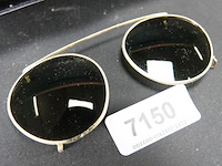 Opzet zonnebril montuur in ijzeren doosje - afbeelding 2 van  3