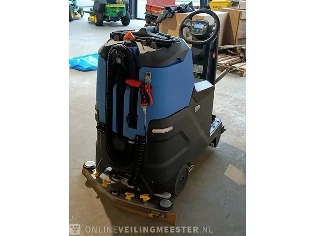Opzit schrob/zuigmachine fimap , bmg pro 2018 bto , bouwjaar 2020 - slechts 88 draaiuren - afbeelding 13 van  13