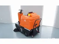 Opzit veegmachine - afbeelding 11 van  14