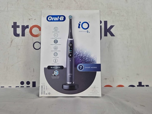 Oral-b io 9n elektrische tandenborstel - zwart - afbeelding 2 van  2