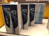 Oral-b io series 3 elektrische tandenborstel (4x) - afbeelding 2 van  2
