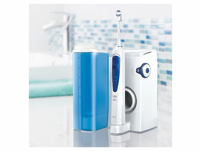 Oral-b oxyjet reinigingssysteem monddouche tandenborstel - afbeelding 2 van  5