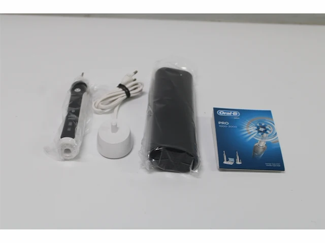 Oral-b pro 2 2500 elektrische tandenborstel zwart - afbeelding 3 van  3