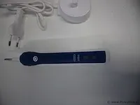 Oral-b smart teen white elektrische tandenborstel - afbeelding 2 van  3