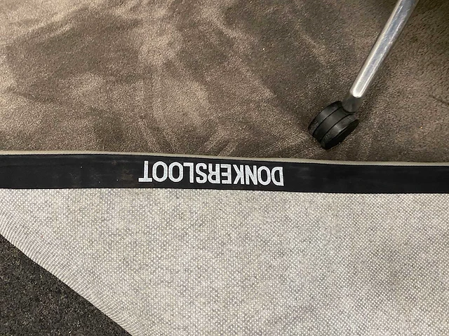 Orangebox/ twinform - leestafel opstelling met vloerkleed - afbeelding 13 van  52