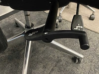 Orangebox/ twinform - leestafel opstelling met vloerkleed - afbeelding 49 van  52