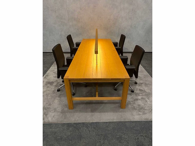 Orangebox/ twinform - leestafel opstelling met vloerkleed - afbeelding 6 van  52