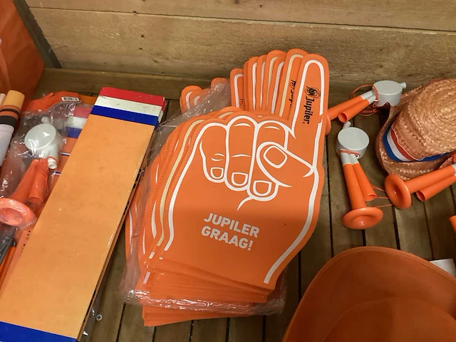 Oranje artikelen - afbeelding 11 van  16