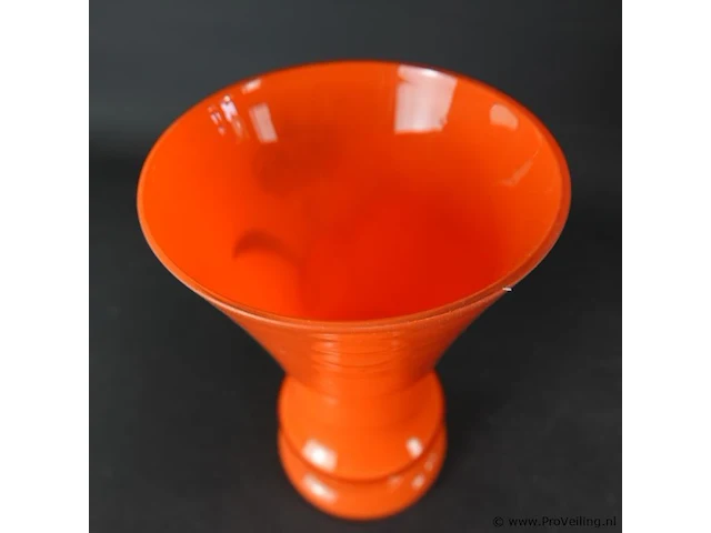 Oranje gekleurde herdenkingsvaas 1933 - afbeelding 4 van  5