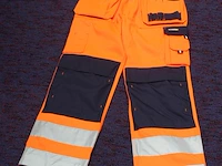 Oranje werkbroeken dassy 9 stuks in diverse maten - afbeelding 2 van  3