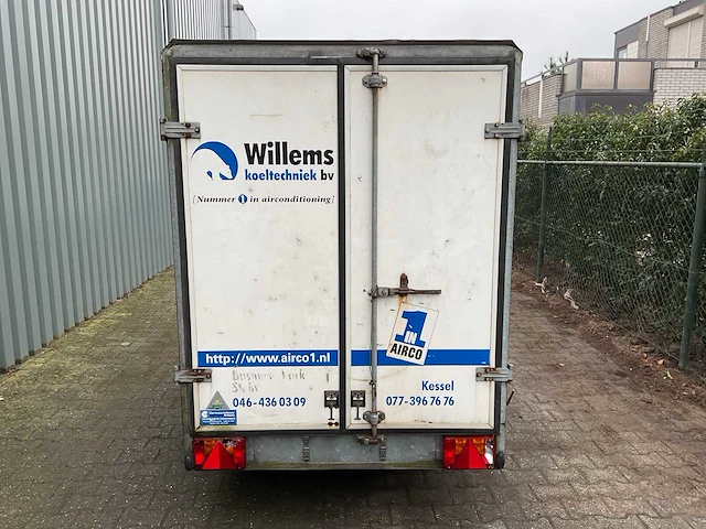 Orbons p3 aanhangwagen met gesloten opbouw - afbeelding 9 van  15