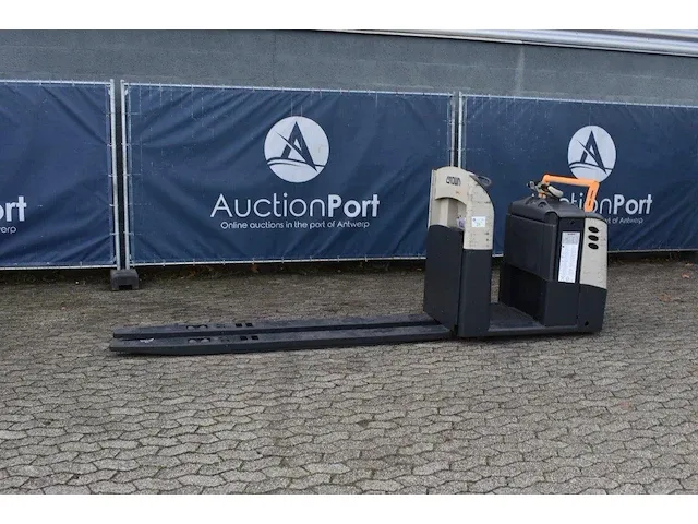 Orderpicker crown gpc3040 elektrisch 2000kg - afbeelding 1 van  1