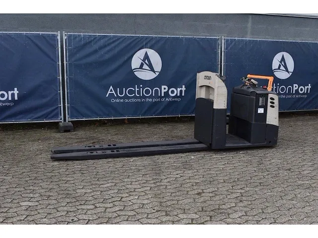Orderpicker crown gpc3040 elektrisch 2000kg - afbeelding 1 van  1